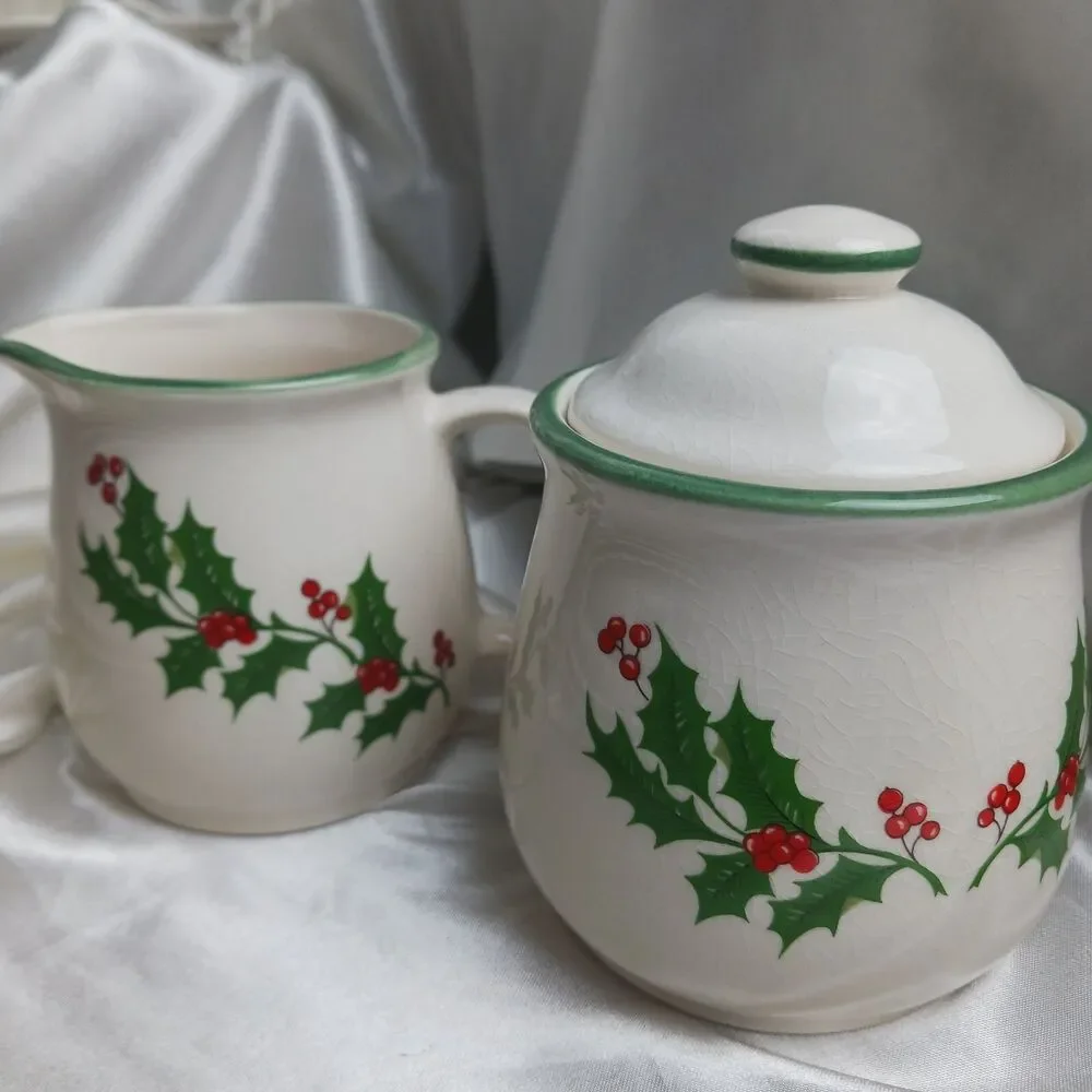 HOLLY BY SCIO DINNER SET FOR 6 W/ACCESSORIES